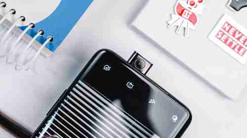 2025年十大热门手机推荐：性能与体验全面评测