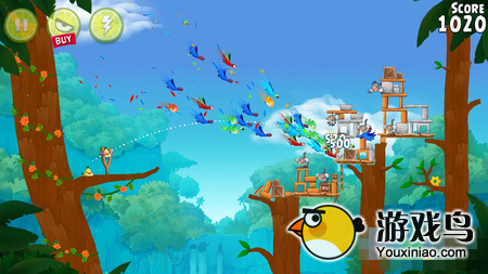 《愤怒的小鸟里约版》难道不是体验创新玩法与精美关卡的绝佳选择吗？