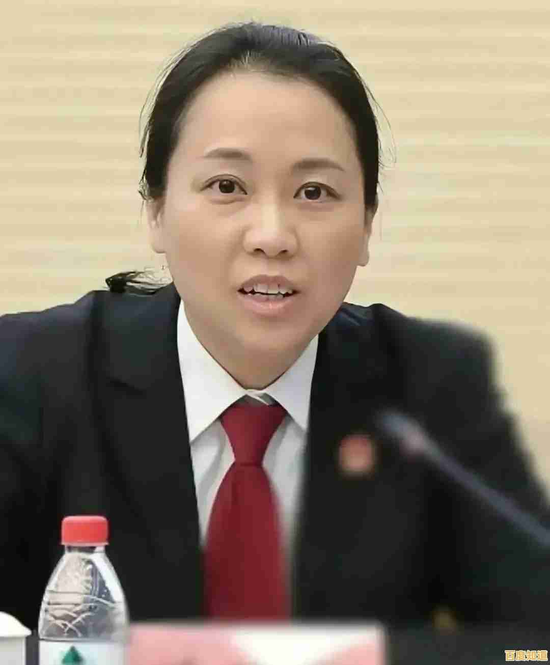 还在寻找自由捏脸与多元战斗的MMORPG？幻塔回溯服》不了解一下吗？