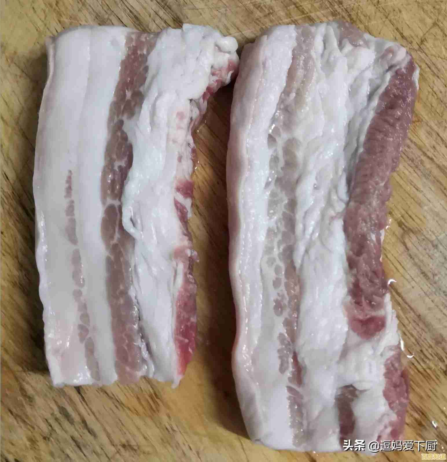 如何在Windows 11中快速定位并调整颜色滤镜的具体配置选项